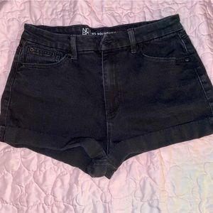 👉🏽🖤 BLACK SHORT SHORTS🖤👈🏽